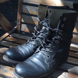 Frye Veronica Combat Boots Size 8.5